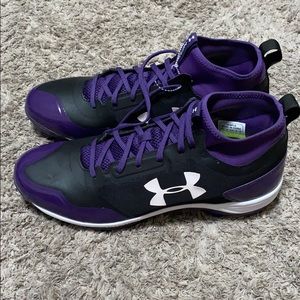NWT Under Armour heater mid baseball cleats